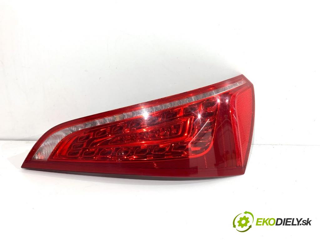 AUDI Q5 8R SUV 2010 125 kW 2.0 TDI quattro 1968 Svetlo pravy zad 8R0945094A