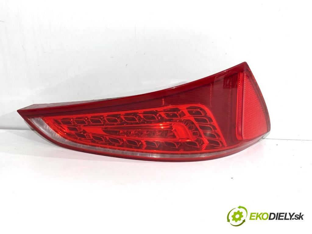 AUDI Q5 8R SUV 2010 125 kW 2.0 TDI quattro 1968 Svetlo ľavy zad 8R0945093A