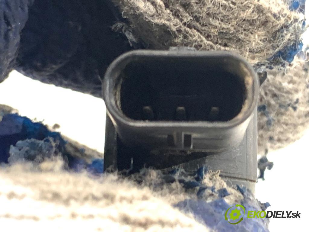 AUDI Q5 8R SUV 2010 125 kW 2.0 TDI quattro 1968 Snímač PDC 4H0919275