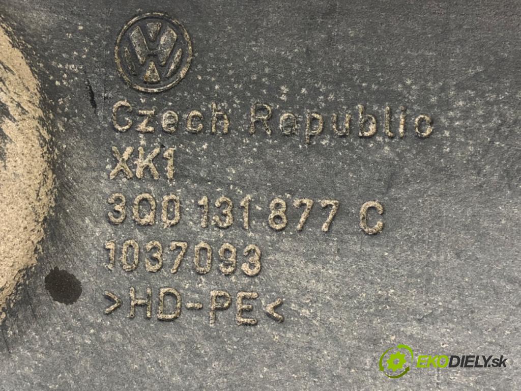 VW PASSAT B8 Kombi 2016 140 kW 2.0 TDI 1968 Nádržka SCR: 3Q0131877C