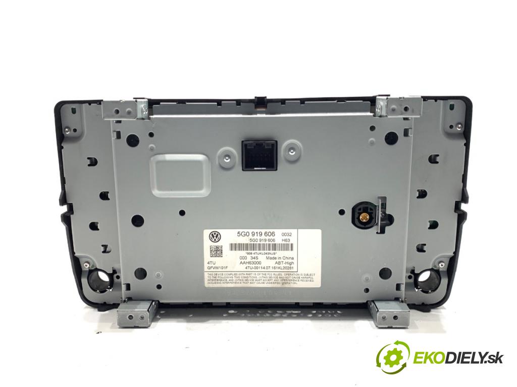 VW PASSAT B8 Kombi 2016 140 kW 2.0 TDI 1968 Dislpej 5G0919606 (Prístrojová doska)