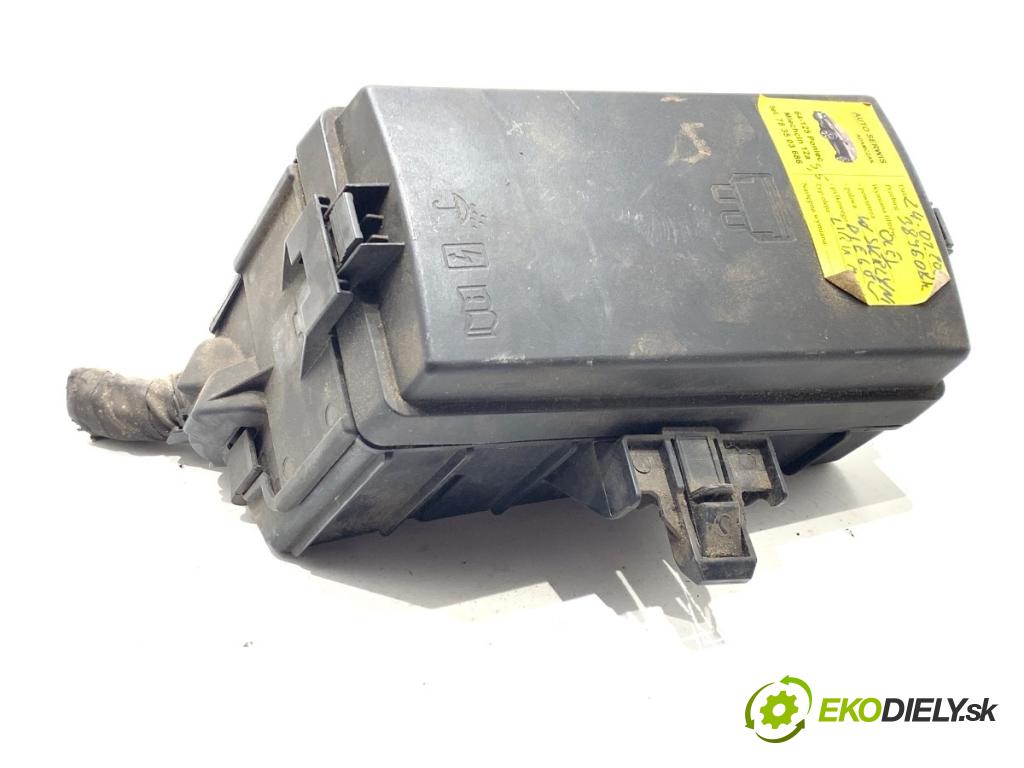 VW PASSAT B8 Kombi 2016 140 kW 2.0 TDI 1968 skříňka poistková 5Q0907361B (Pojistková skříňka)