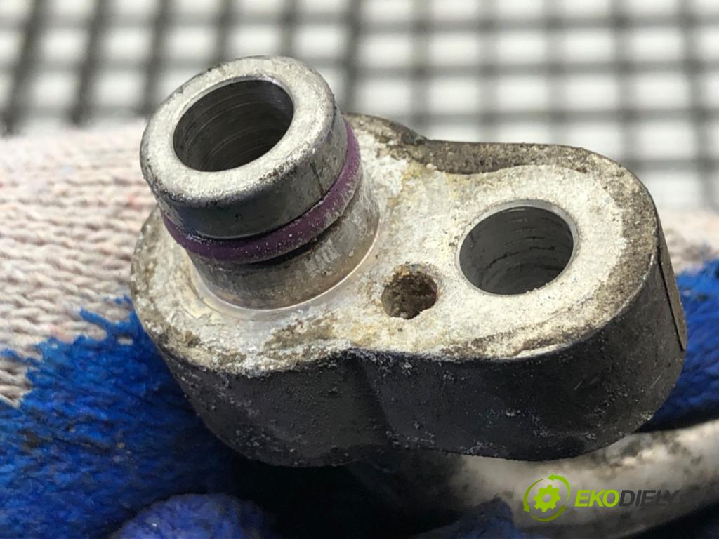 VW PASSAT B8 Kombi 2016 140 kW 2.0 TDI 1968 rúrka klimatizácie 5Q0816721AC (Rúrka klimatizácie)