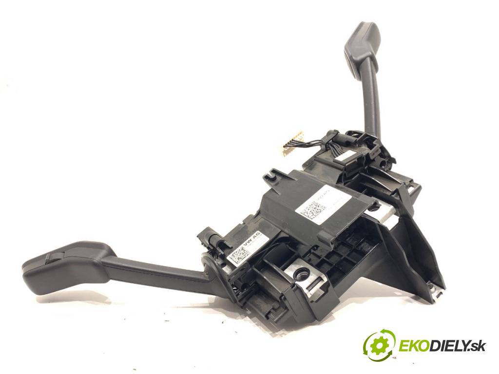 VW PASSAT B8 Kombi 2016 140 kW 2.0 TDI 1968 Prepínač kombinovaný 5Q0953502M (Prepínacie páčky pod volantom)