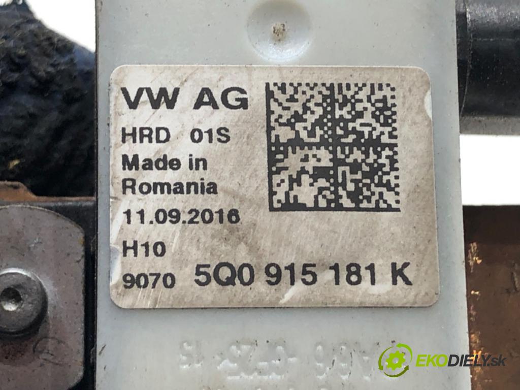 VW PASSAT B8 Kombi 2016 140 kW 2.0 TDI 1968 svorka MINUS: 5Q0915181K