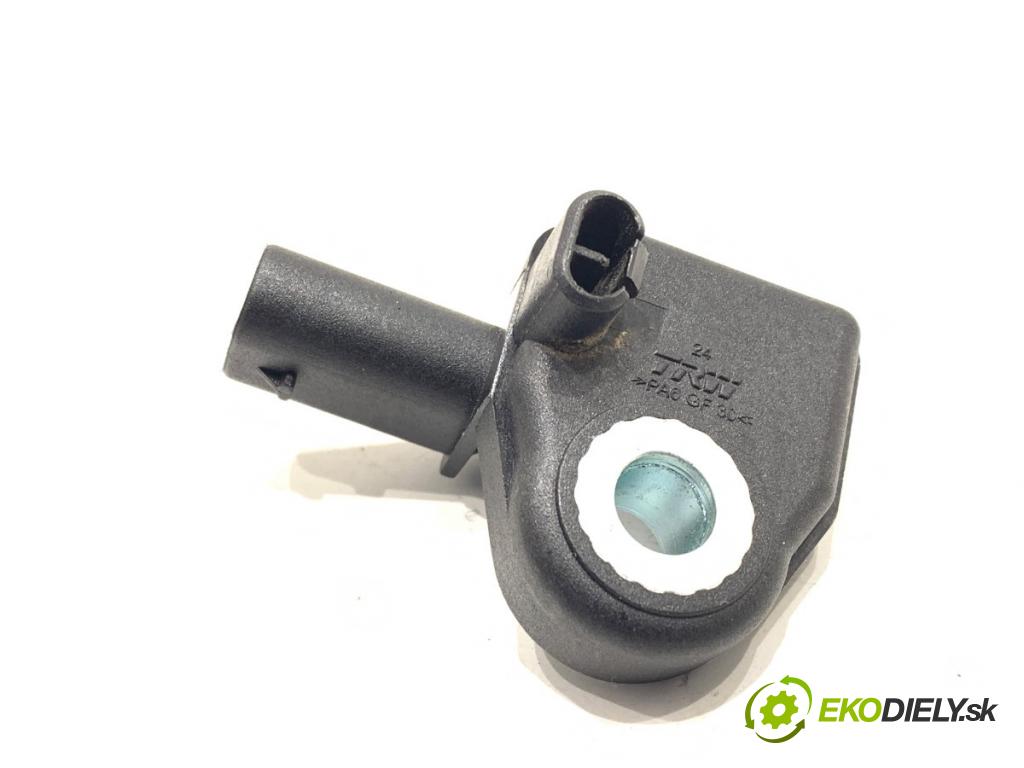 VW PASSAT B8 Kombi 2016 140 kW 2.0 TDI 1968 Snímač nárazu 3Q0959351A (Snímač nárazu)