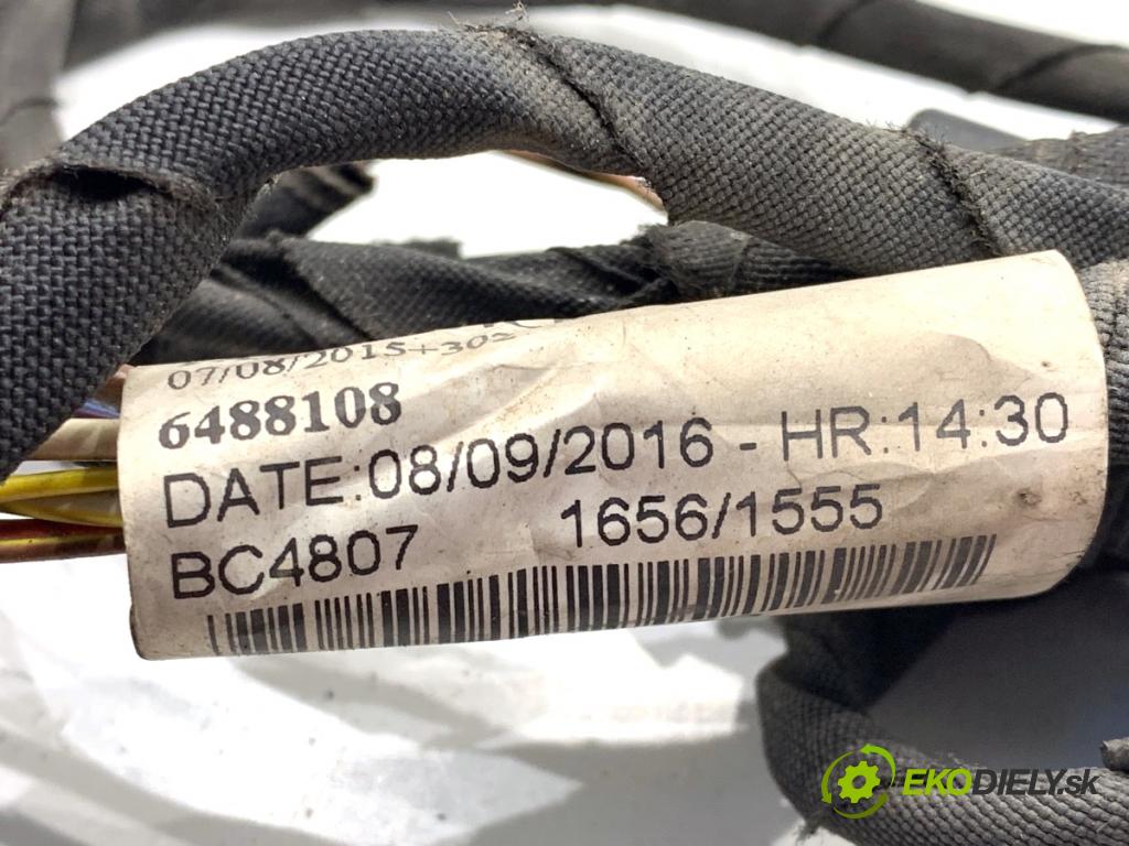 VW PASSAT B8 Kombi 2016 140 kW 2.0 TDI 1968 Káblovačka PDC predný 5Q0919275B