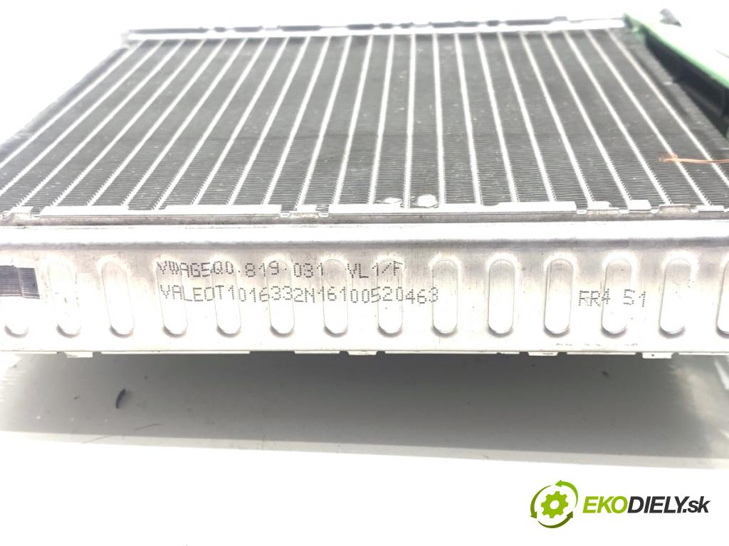 VW PASSAT B8 Kombi 2016 140 kW 2.0 TDI 1968 topné těleso radiátor topení 5Q0819031 (Radiátor topení)