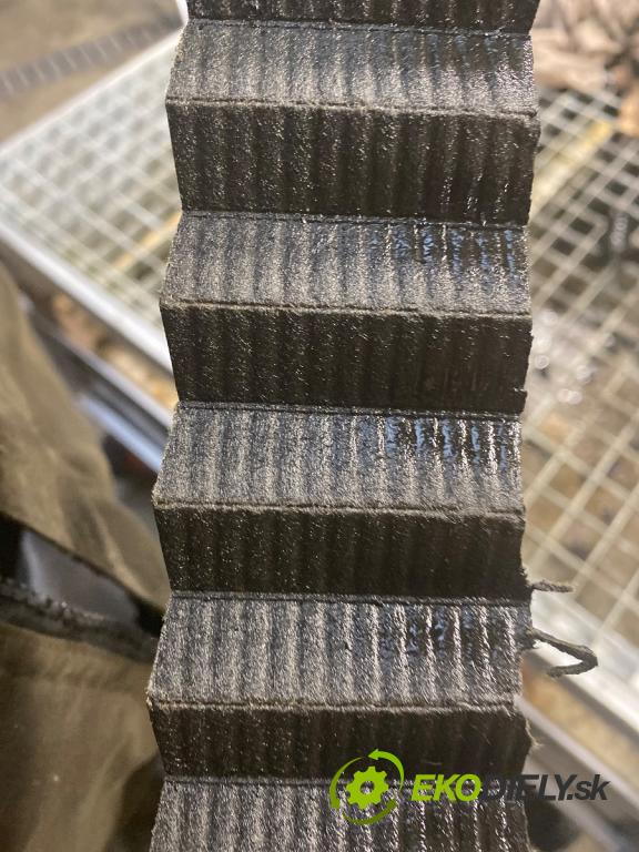 CITROEN C5 III sedan 2010 103 kW 2.0 HDi 140 1997 Motor RHF (Motor)