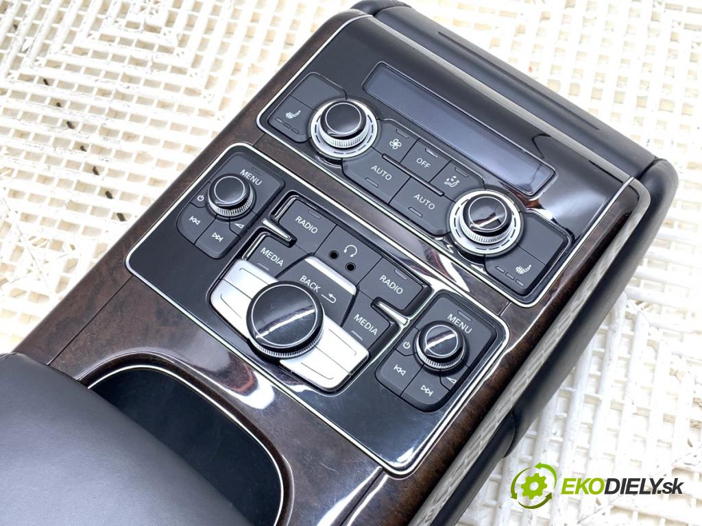 AUDI A8 D4 sedan 2011 258 kW 4.2 TDI quattro 4134 Tunel stredový zad Panel ovládania