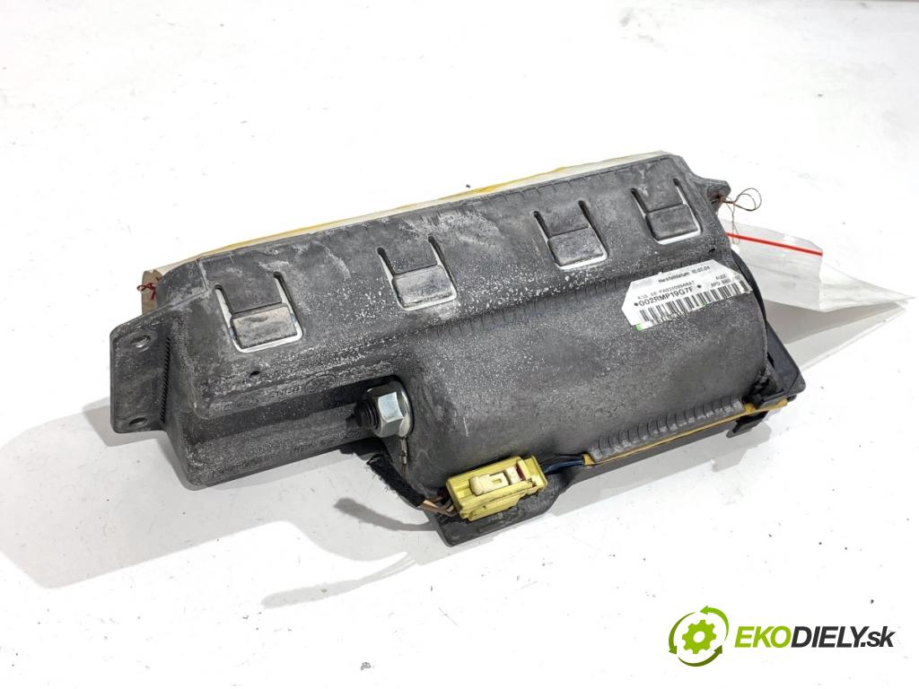 AUDI A3 8P liftback 2004 103 kW 2.0 TDI 1968 AirBag spolujazdca 8P0880202 (Airbag)
