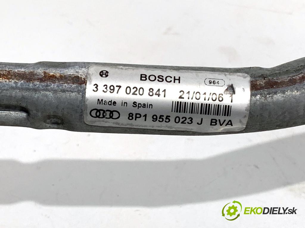 AUDI A3 8P liftback 2004 103 kW 2.0 TDI 1968 Mechanizmus stieračov predný 8P1955119B (Motorček stieračov predný)