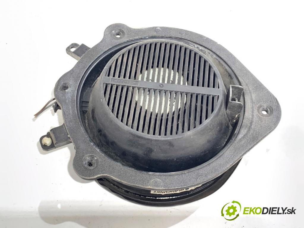 AUDI A3 8P liftback 2004 103 kW 2.0 TDI 1968 reproduktory 8P0035411