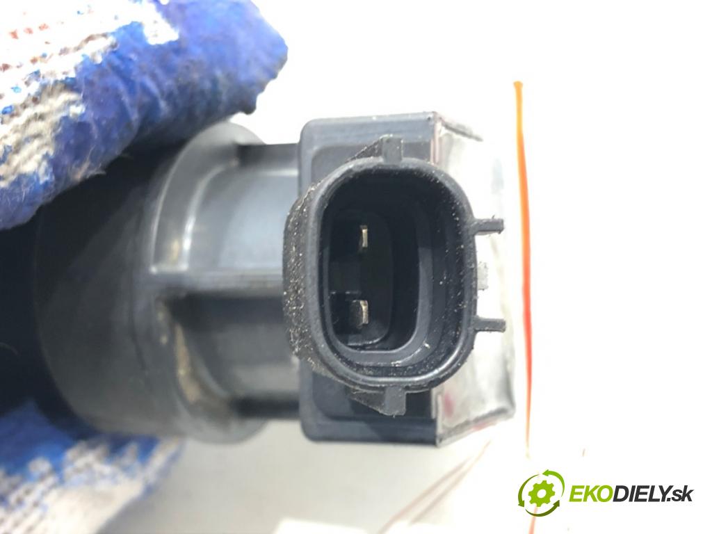 KIA SPORTAGE III SUV 2013 191 kW 2.0 AWD 1998 Cievka zapaľovacia 27300-3F100 (Zapaľovacia cievka)