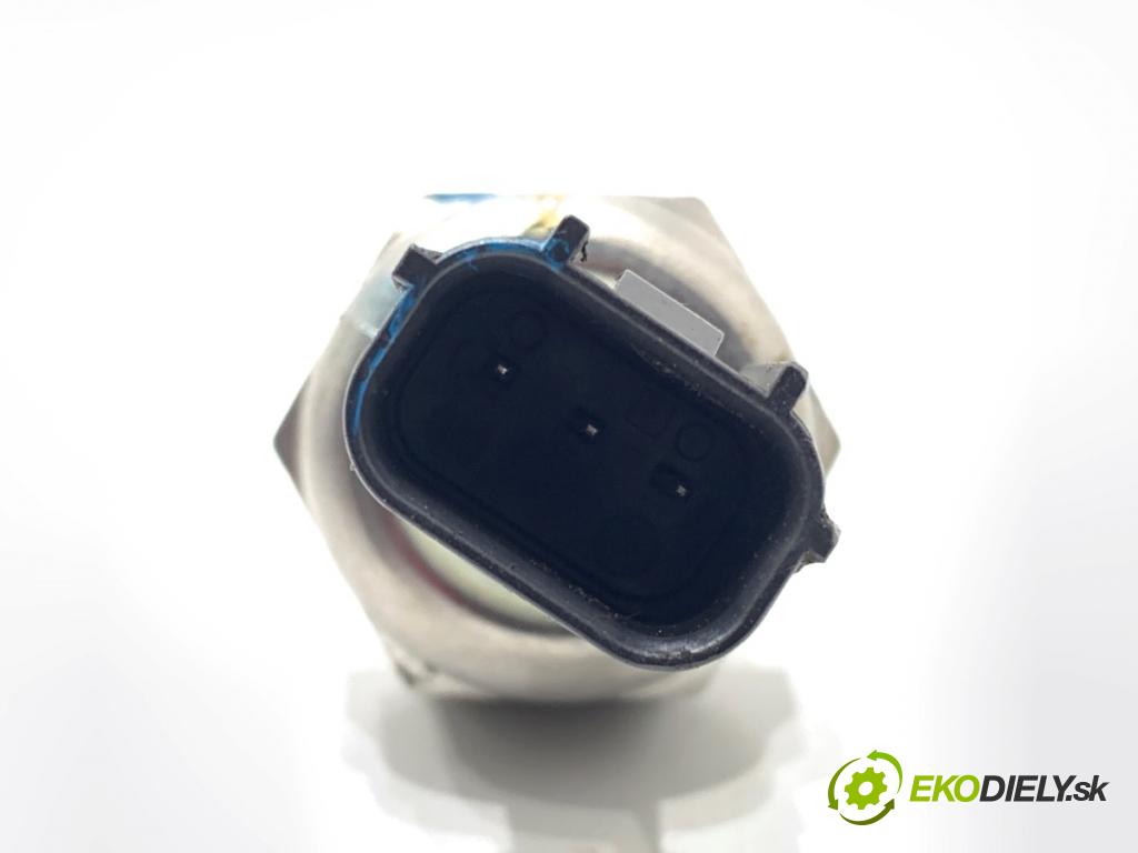 HONDA HR-V SUV 2017 96 kW 1.5 (RU1) 1498 Snímač tlaku paliva 4990008450 (Snímač)