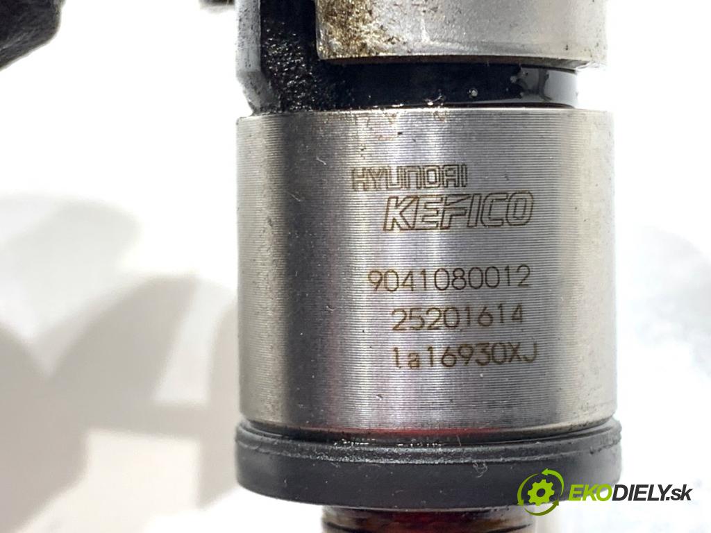 HYUNDAI KONA SUV 2021 77 kW 1.6 GDi Hybrid 1580 vstrekovač 3531003HC0 (Vstrekovač paliva)