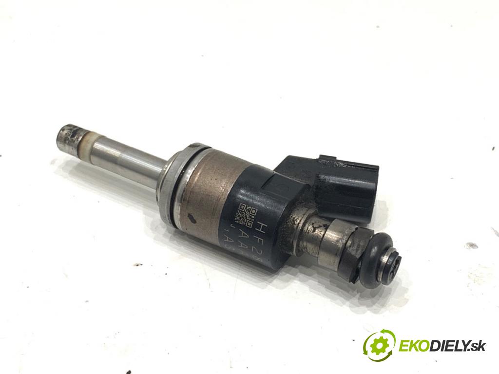 HONDA HR-V SUV 2017 96 kW 1.5 (RU1) 1498 vstrekovač HF28AAAAS (Vstrekovač paliva)