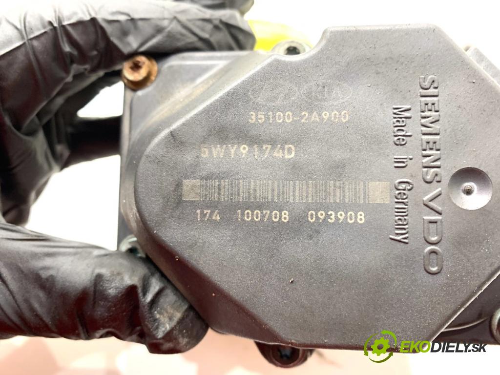 KIA SPORTAGE III SUV 2010 85 kW 1.7 CRDi 1685 Škrtiaca klapka 35100-2A900 (Škrtiaca klapka)