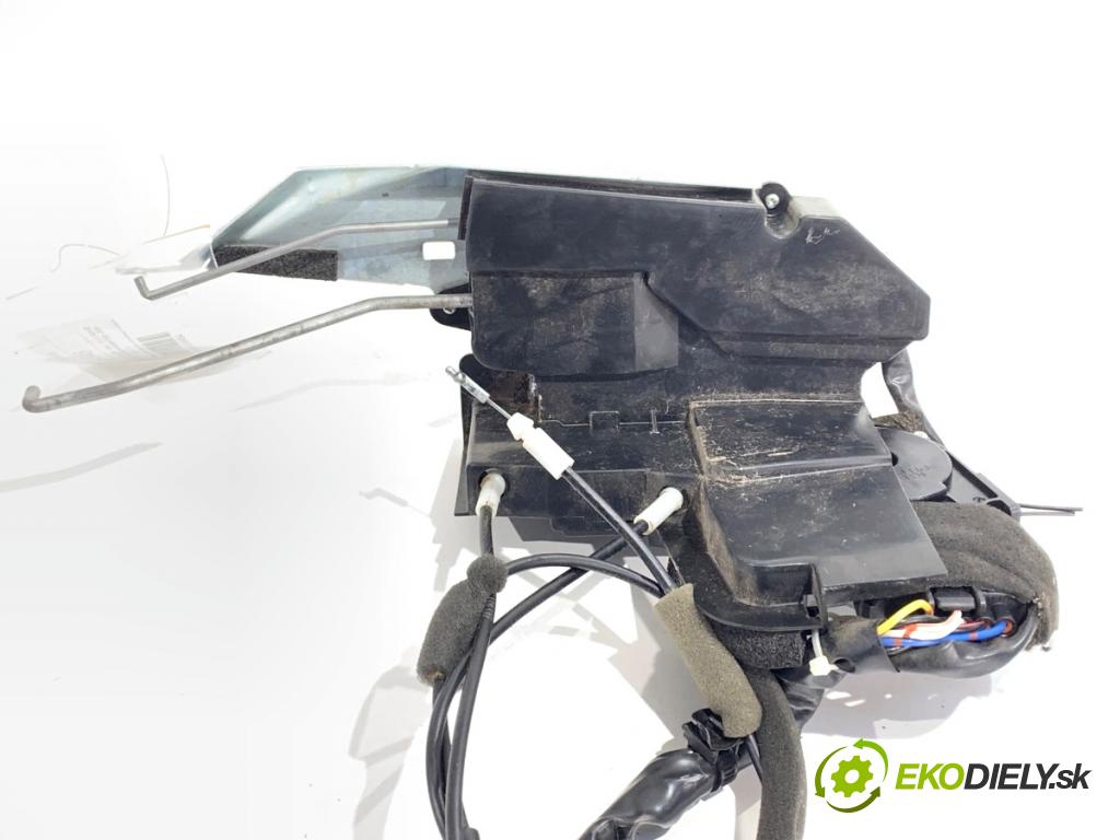 MAZDA CX-7 SUV 2011 120 kW 2.2 MZR-CD AWD (ER10A) 2184 zámok Dvere ľavy predný