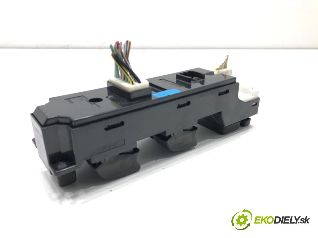 MAZDA CX-7 SUV 2011 120 kW 2.2 MZR-CD AWD (ER10A) 2184 Prepínač okien EH6266350 (Prepínacie páčky pod volantom)