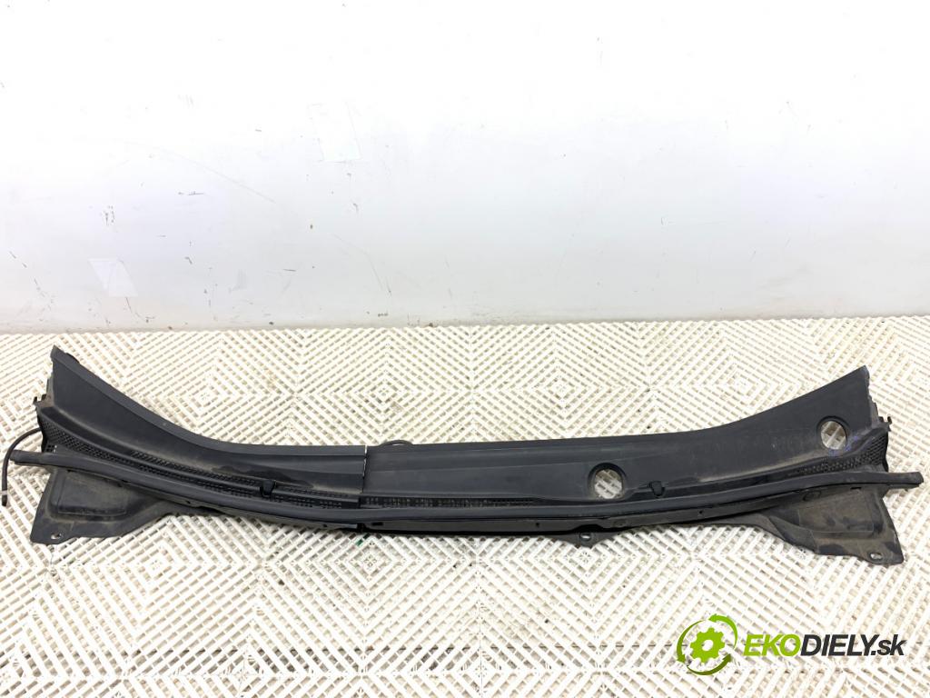 MAZDA CX-7 SUV 2011 120 kW 2.2 MZR-CD AWD (ER10A) 2184 Torpédo, plast pod čelné okno  (Torpédo (plast pod čelným sklom))