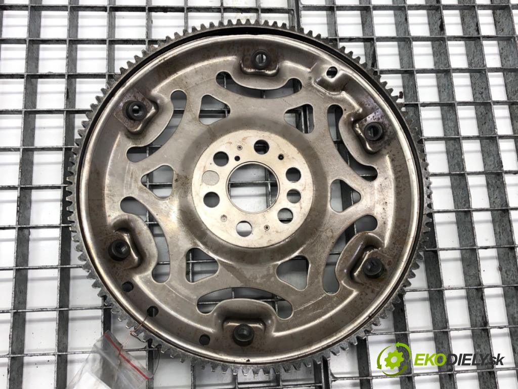 BMW F30 sedan 2016 180 kW 328 i xDrive 1997 kolo setrvačníkové 7585146 (Setrvačník )