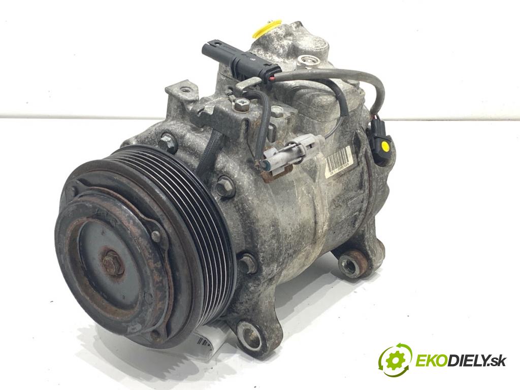 BMW F30 sedan 2016 180 kW 328 i xDrive 1997 kompresor klimatizace 9330825 (Kompresor klimatizace)