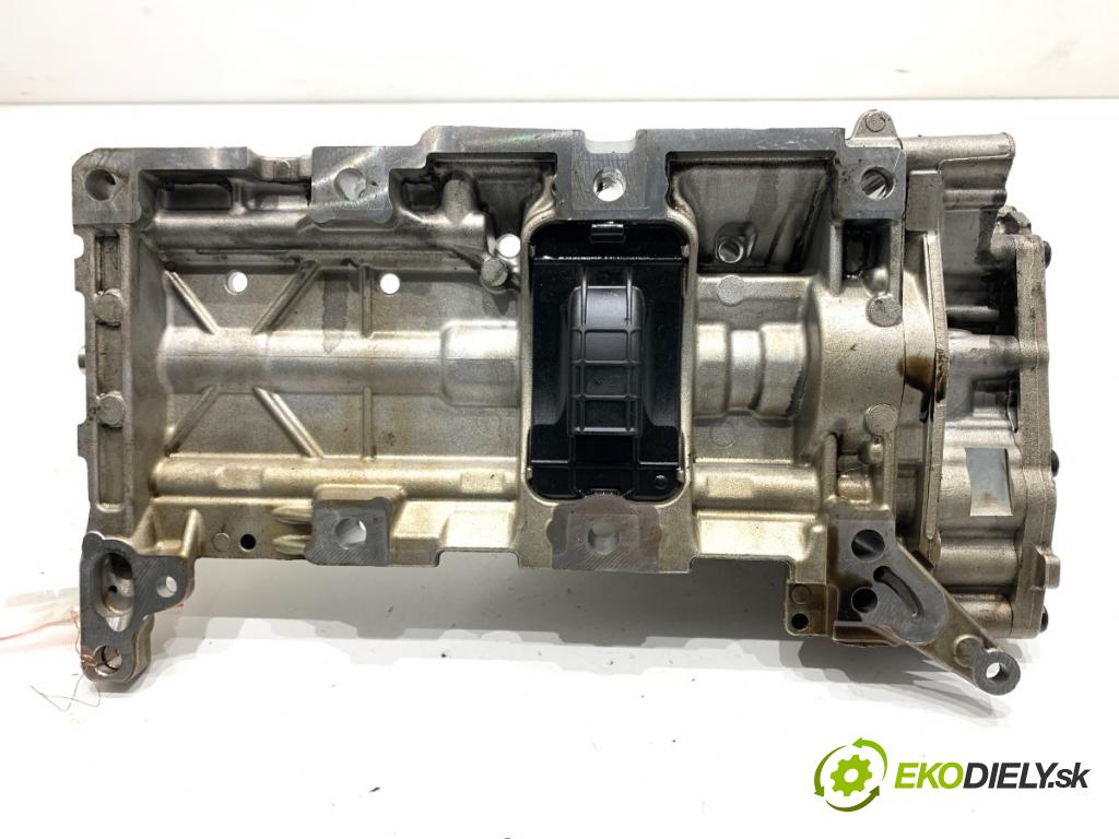 BMW F30 sedan 2016 180 kW 328 i xDrive 1997 Pumpa oleja 7632111 7610378 (Olejová pumpa)