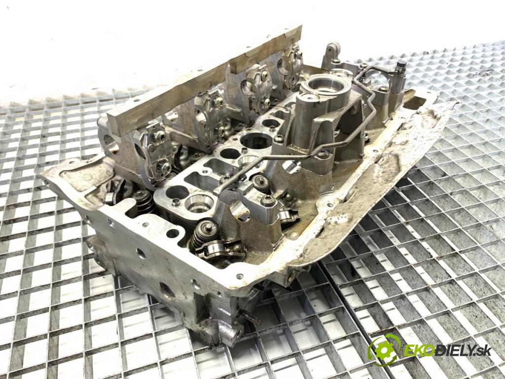 BMW F30 sedan 2016 180 kW 328 i xDrive 1997 hlava válců 7647825 (Hlava válců)