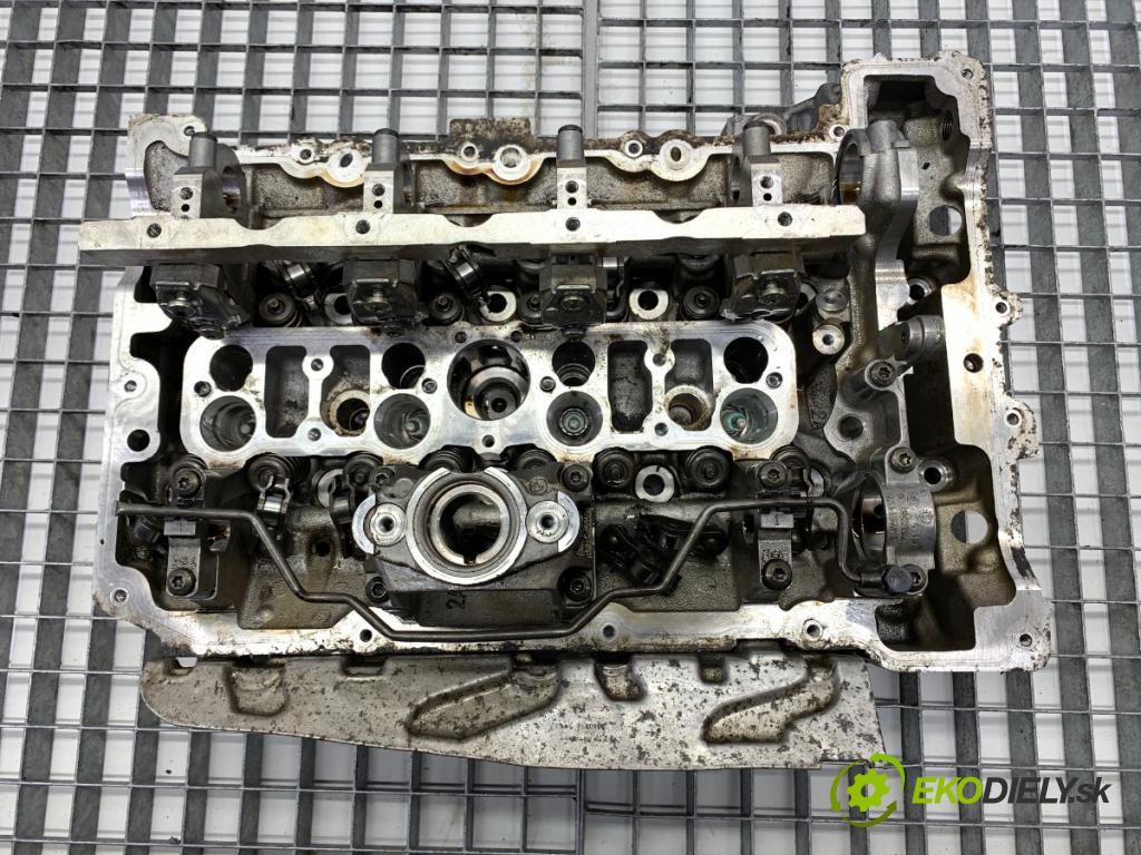 BMW F30 sedan 2016 180 kW 328 i xDrive 1997 hlava válců 7647825 (Hlava válců)