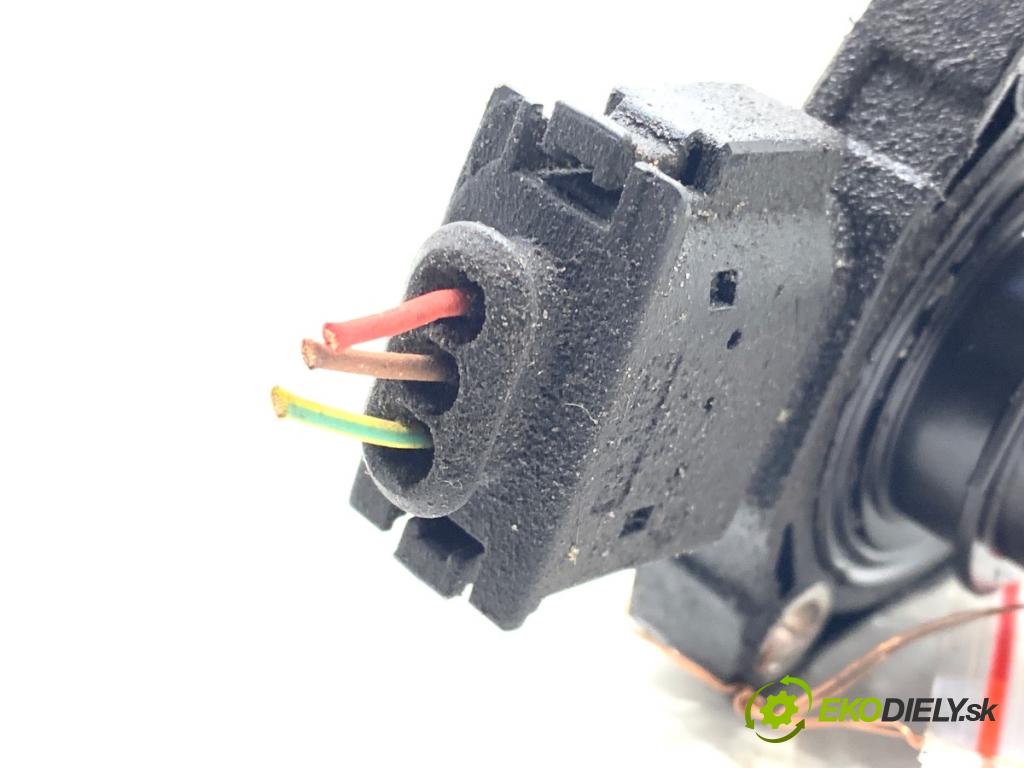 BMW F30 sedan 2016 180 kW 328 i xDrive 1997 Snímač hladiny oleja 8608779 (Snímač)