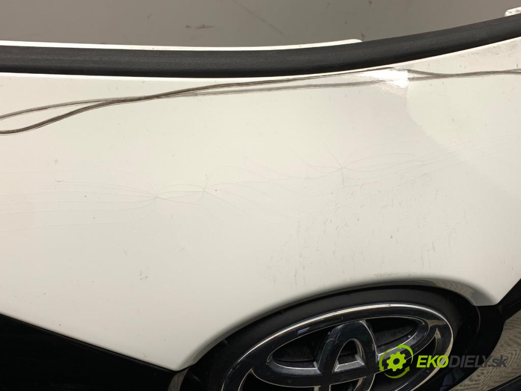 TOYOTA AYGO II liftback 2016 51 kW 1.0 (KGB40) 998 Nárazník predný  (Kľučka dverí ostatné)