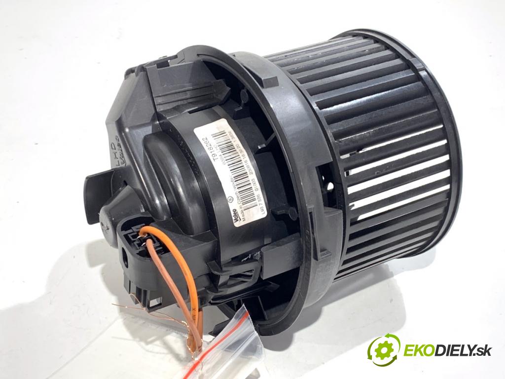 TOYOTA AYGO II liftback 2016 51 kW 1.0 (KGB40) 998 ventilátor kúrenia T918262