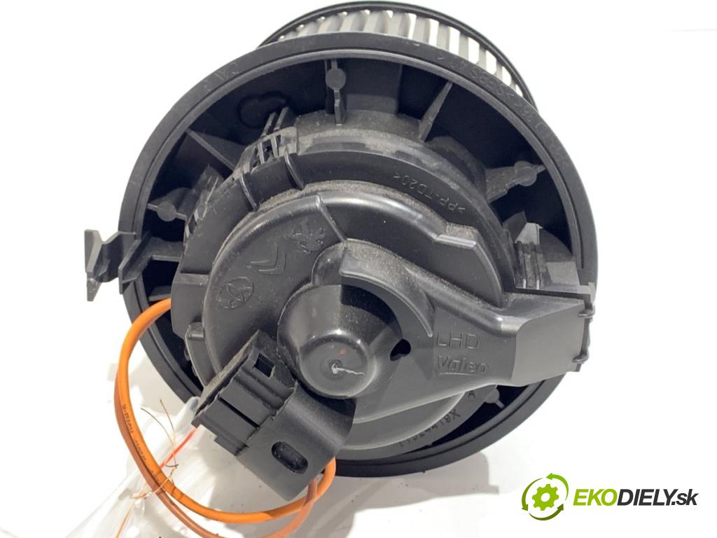 TOYOTA AYGO II liftback 2016 51 kW 1.0 (KGB40) 998 ventilátor kúrenia T918262