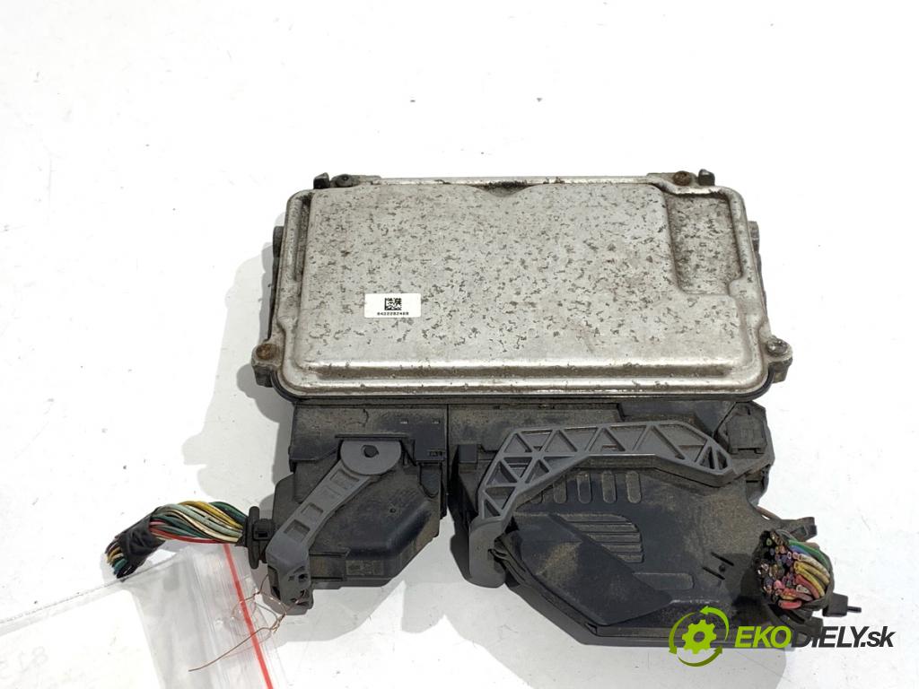 TOYOTA AYGO II liftback 2016 51 kW 1.0 (KGB40) 998 riadiaca jednotka Motor 89661-0H430 (Riadiaca jednotka)