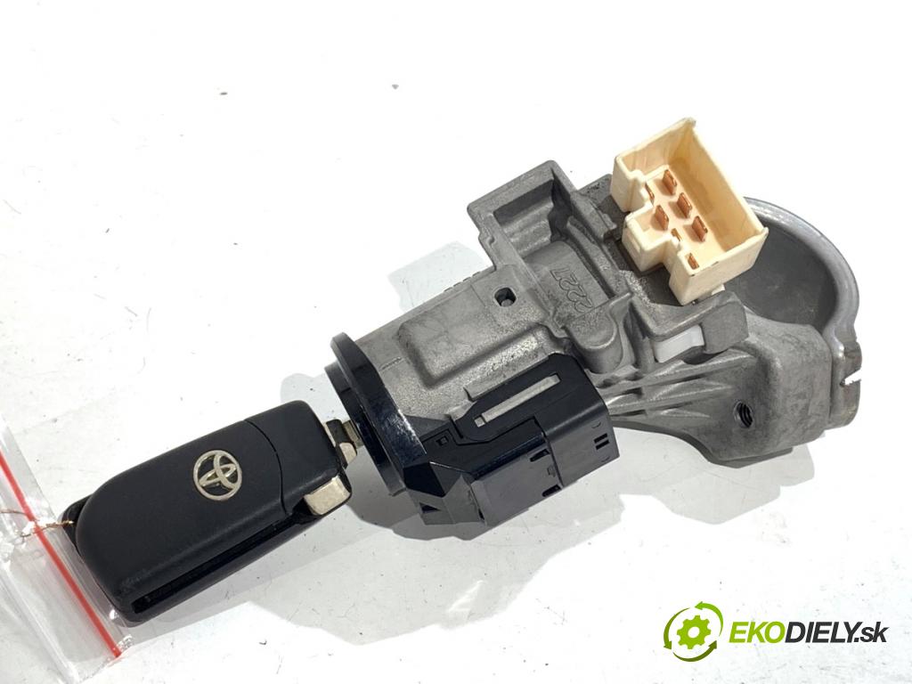 TOYOTA AYGO II liftback 2016 51 kW 1.0 (KGB40) 998 spinačka 89782-0H020 (Spínacia skrinka)