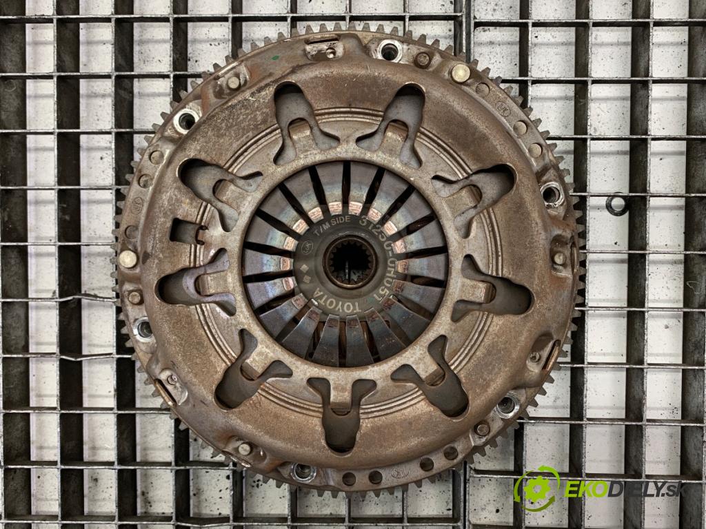 TOYOTA AYGO II liftback 2016 51 kW 1.0 (KGB40) 998 spojková sada bez ložiska 31250-0H051 13451-0Q011 (Spojková sada)