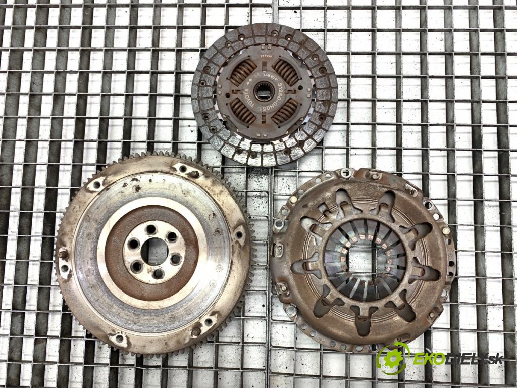 TOYOTA AYGO II liftback 2016 51 kW 1.0 (KGB40) 998 spojková sada bez ložiska 31250-0H051 13451-0Q011 (Spojková sada)