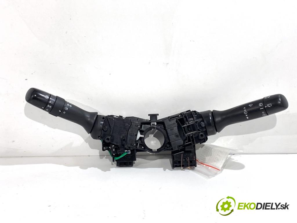 TOYOTA AYGO II liftback 2016 51 kW 1.0 (KGB40) 998 Prepínač kombinovaný 0H030-17J087 (Prepínacie páčky pod volantom)