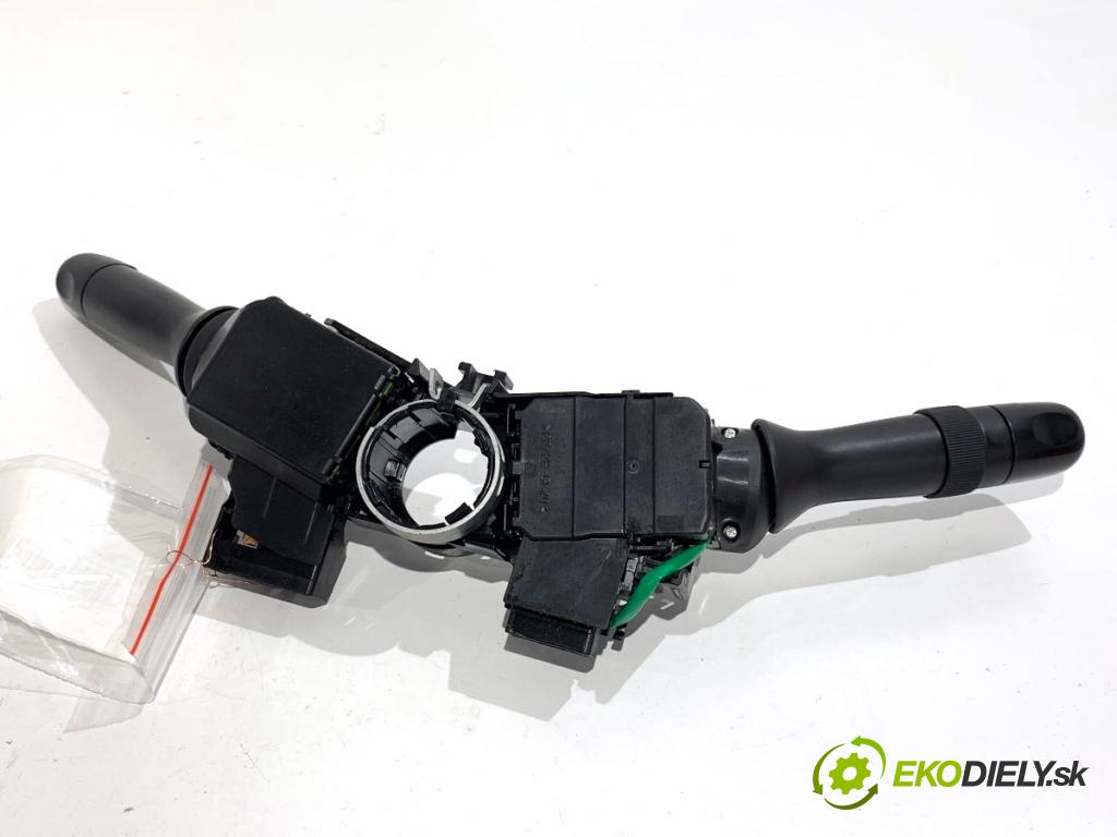 TOYOTA AYGO II liftback 2016 51 kW 1.0 (KGB40) 998 Prepínač kombinovaný 0H030-17J087 (Prepínacie páčky pod volantom)