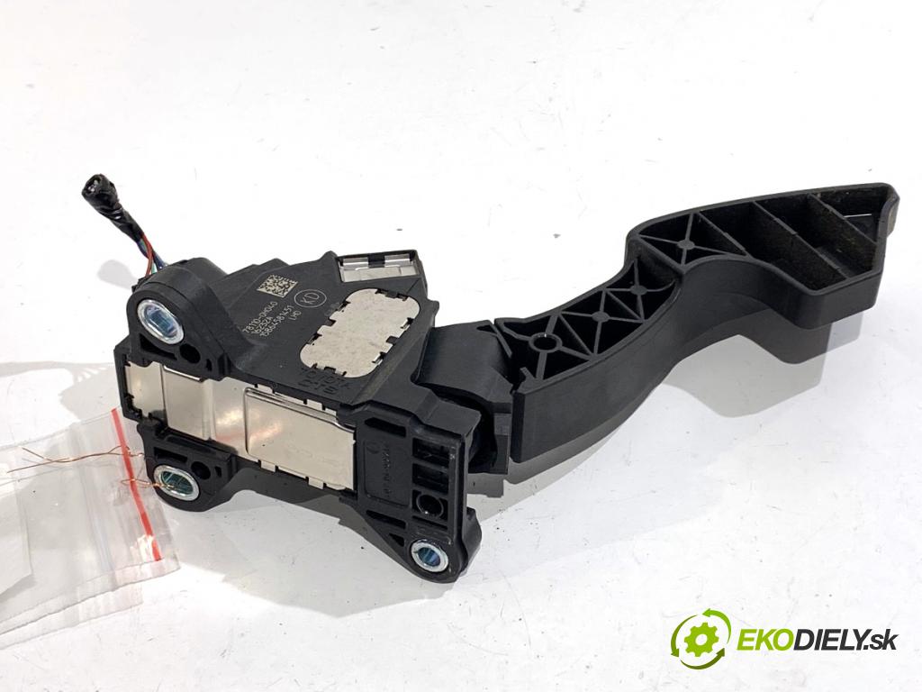 TOYOTA AYGO II liftback 2016 51 kW 1.0 (KGB40) 998 Potenciometer plynu 78110-0H040 (Potenciometer plynového pedálu)