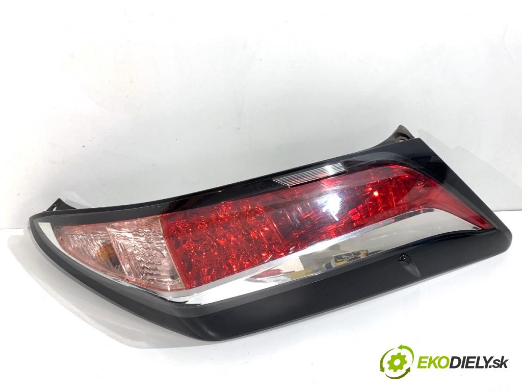 TOYOTA AYGO II liftback 2016 51 kW 1.0 (KGB40) 998 Svetlo pravy zad 