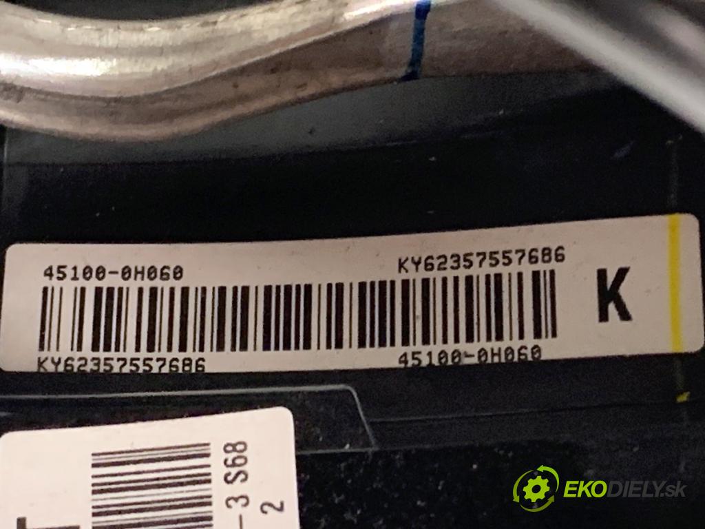 TOYOTA AYGO II liftback 2016 51 kW 1.0 (KGB40) 998 Volant 45100-0H060 (Volant)