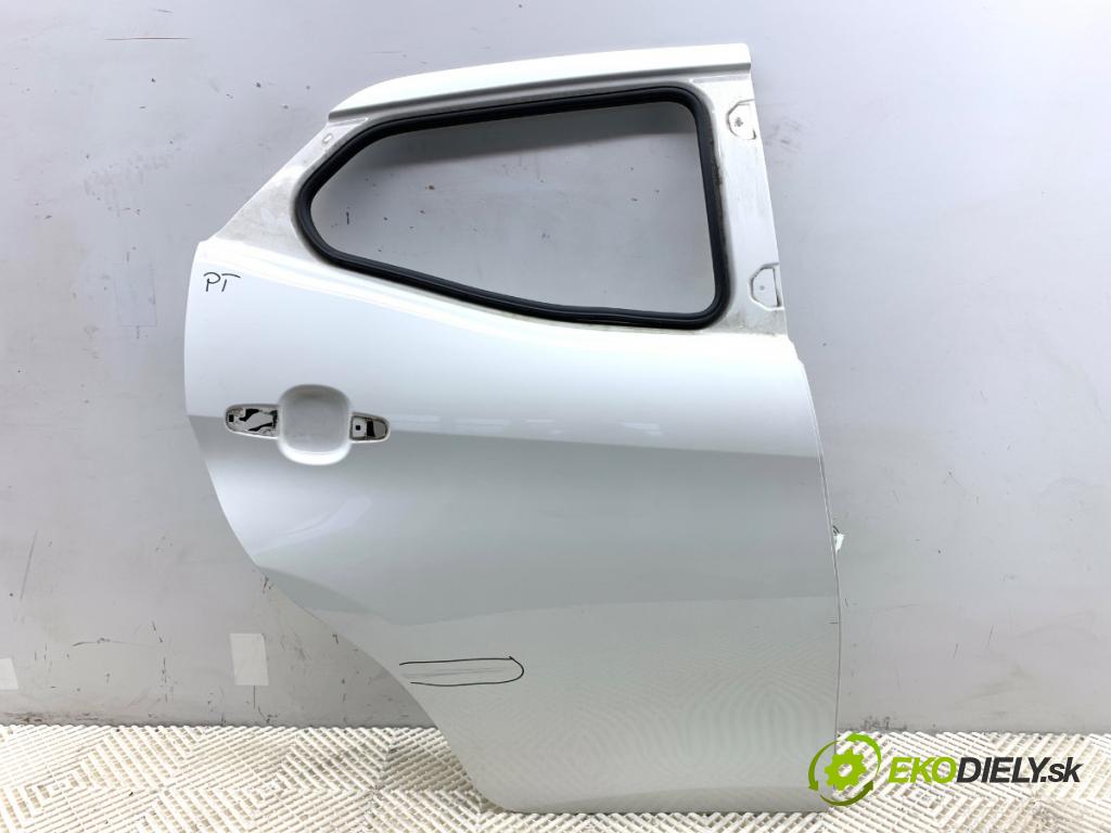 TOYOTA AYGO II liftback 2016 51 kW 1.0 (KGB40) 998 Dvere pravy zad 