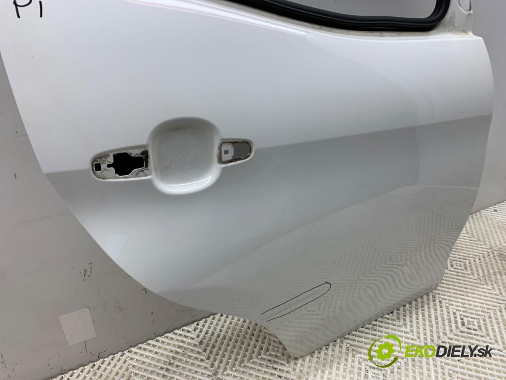 TOYOTA AYGO II liftback 2016 51 kW 1.0 (KGB40) 998 Dvere pravy zad