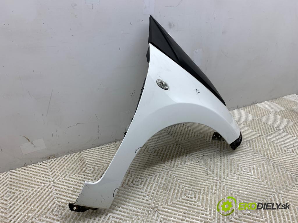 TOYOTA AYGO II liftback 2016 51 kW 1.0 (KGB40) 998 Blatník pravy predný