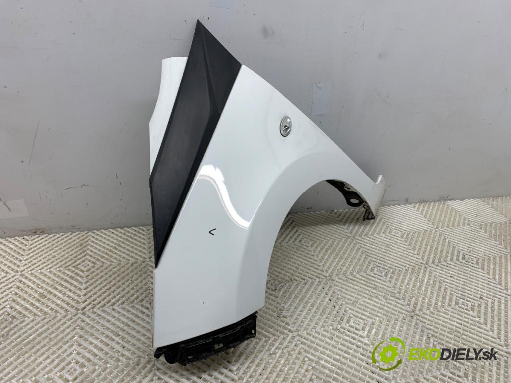 TOYOTA AYGO II liftback 2016 51 kW 1.0 (KGB40) 998 Blatník ľavy predný