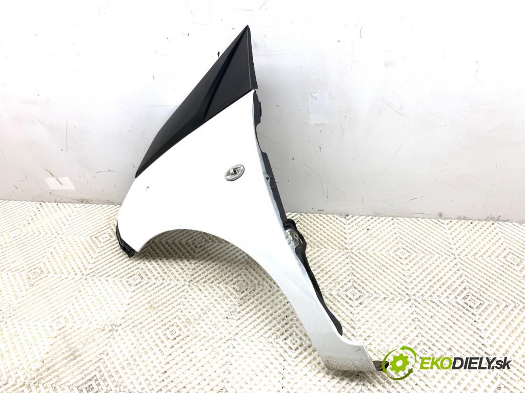 TOYOTA AYGO II liftback 2016 51 kW 1.0 (KGB40) 998 Blatník ľavy predný
