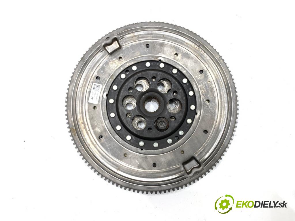 RENAULT CLIO V liftback 2022 69 kW 1.6 E-TECH 145 (B7MU) 1598 koleso dvojhmota 123104580R