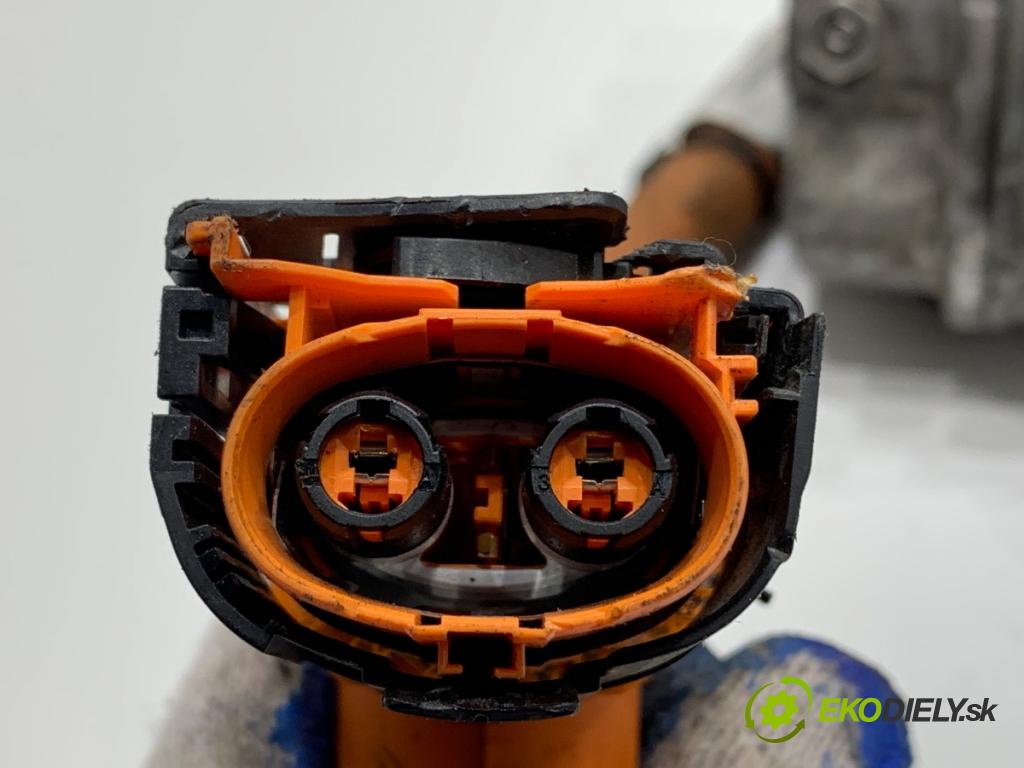 RENAULT CLIO V liftback 2022 69 kW 1.6 E-TECH 145 (B7MU) 1598 kompresor klimatizace 926003211R (Kompresor klimatizace)